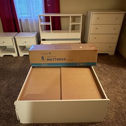 Twin bedroom set NEED GONE