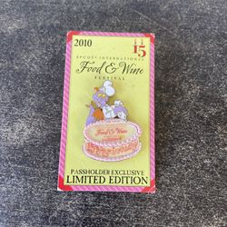 DISNEY WDW EPCOT FOOD & WINE FESTIVAL 2010 PASSHOLDER FIGMENT PIN ON CARD LE