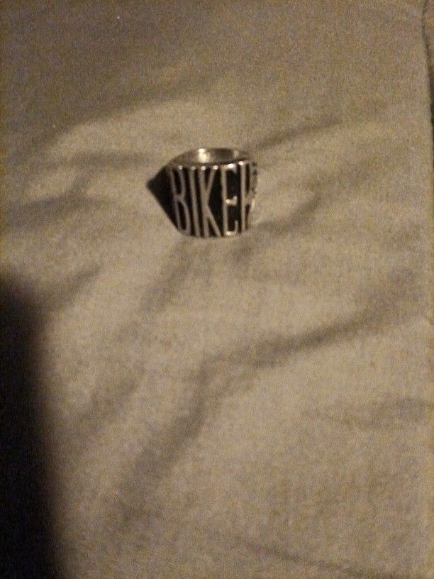BIKER RING