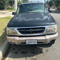 1999 Ford Explorer Eddie Brauer 
