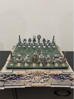 Vintage Franklin Mint Lord of the Rings Chess Set Complete