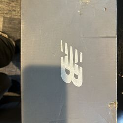 new balance send offers brand new size 10 and a half