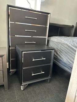 ⚡️BIG SAVINGS! BRAND NEW CHEST AND NIGHTSTAND