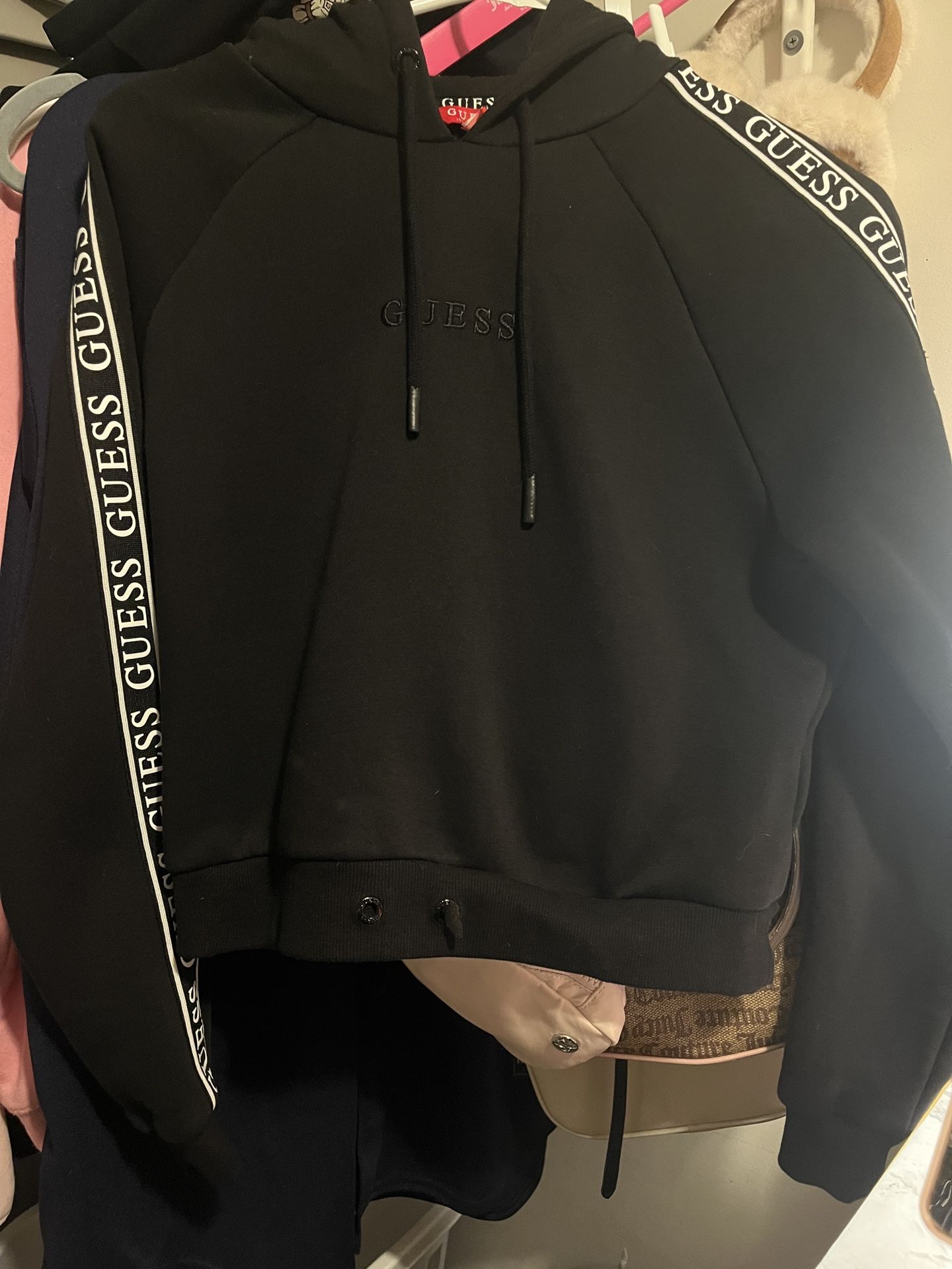 Guess hoodie xs