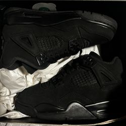 Black Cat Jordan 3s Size 3.5 Boys