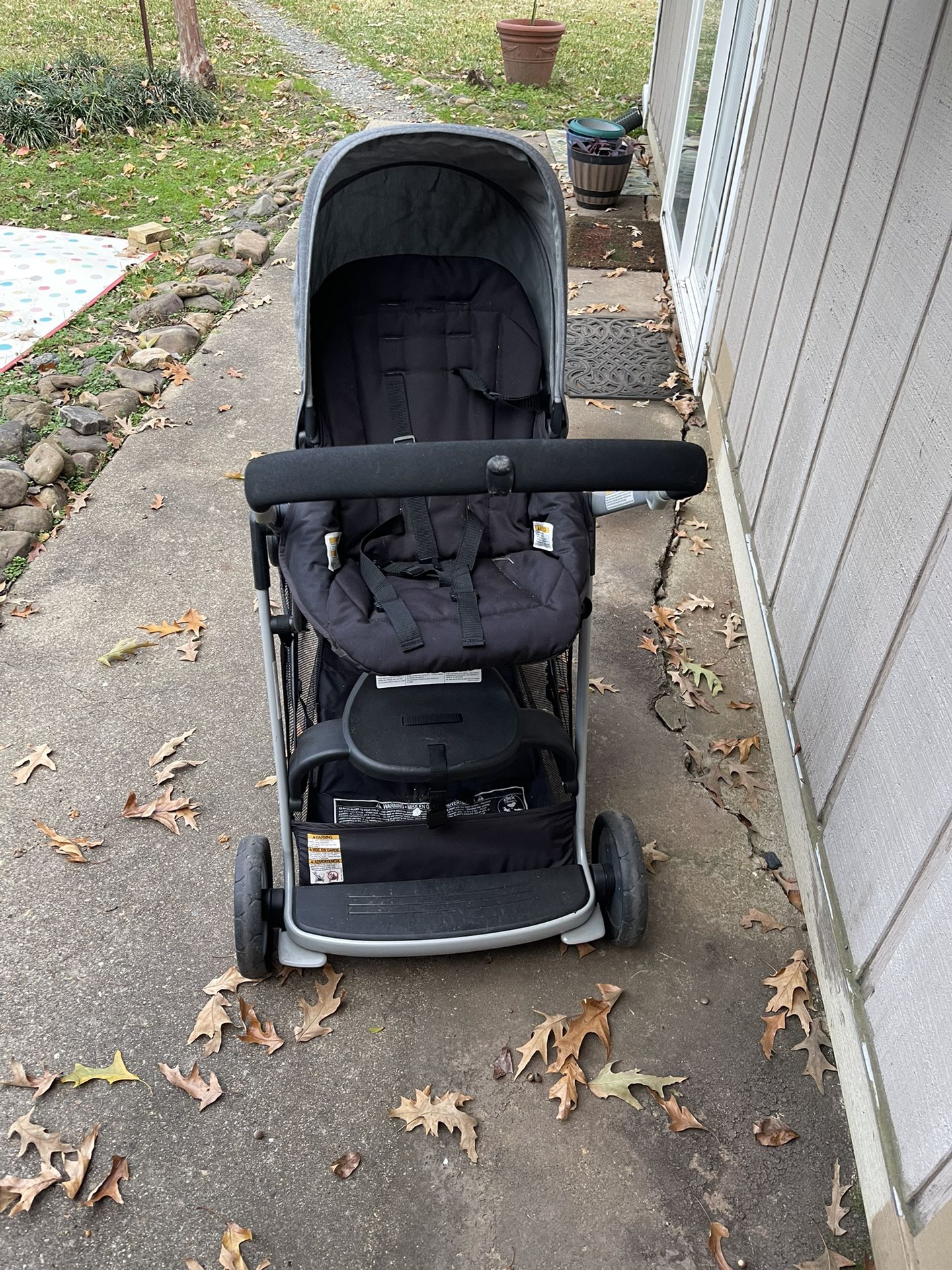 GRACO Double Stroller WITH seat For Older Child. 