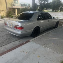 2001 Mercedes E430