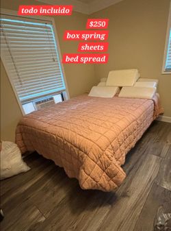Full Bed Set with Box Spring and Bedding