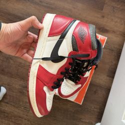 Jordan 1 Chicago lost And Found Size 10.5