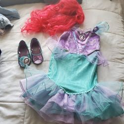 3T Disney lil mermaid shoes, hair and costume