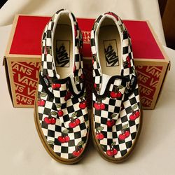 Vans - Size 7