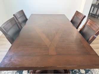 Woodsman dining table