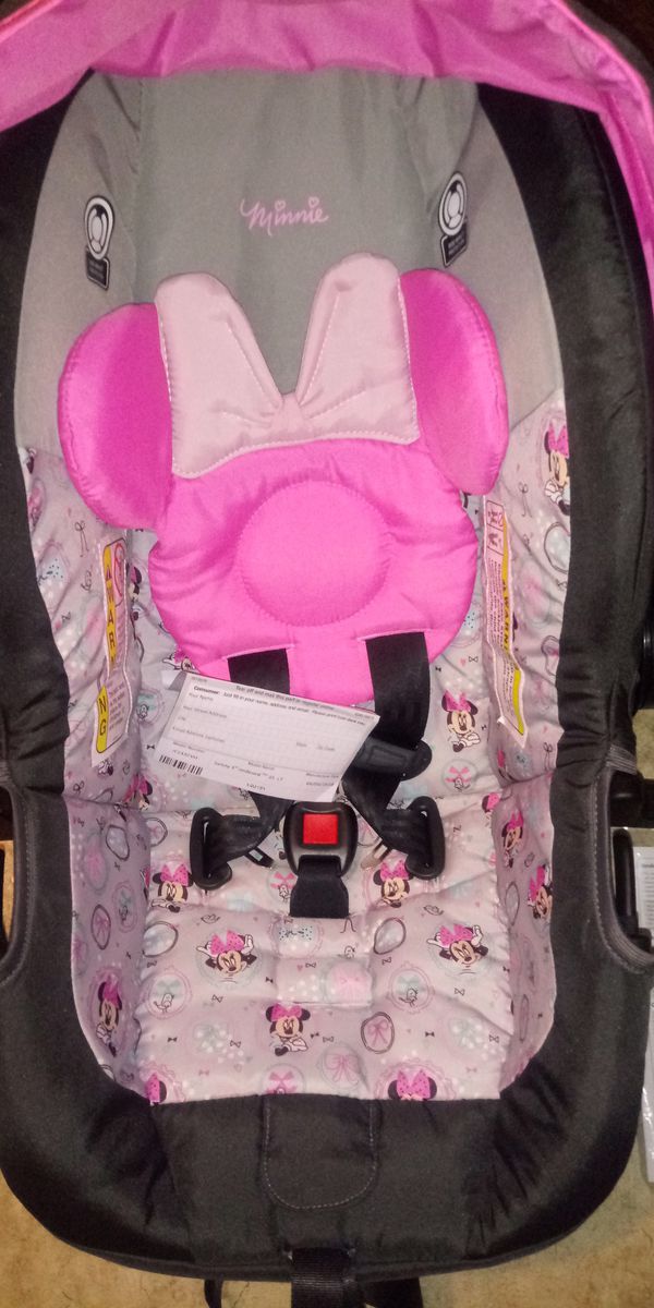 Brand new minnie mouse car seat for Sale in Minneapolis, MN - OfferUp
