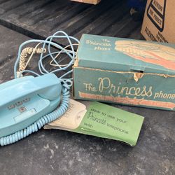 Vintage 1964 Western Electric 1702B Princess Turquoise  Aqua Blue Telephone Phone