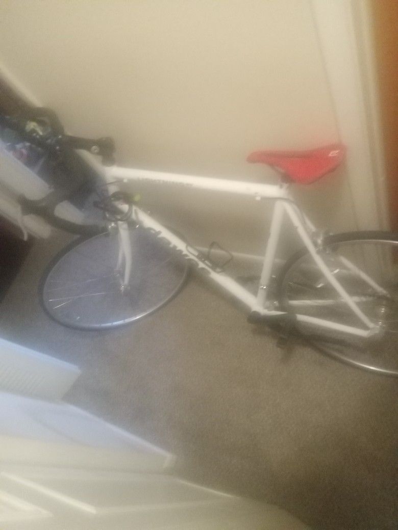 Great bike hardly used. Almost almost start now.