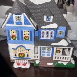 Department 56 Shingle Victorian