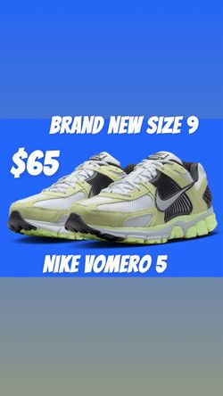 Nike Vomero 5 Brand New Size 9