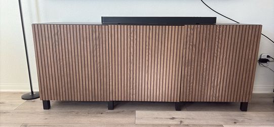 Tv unit