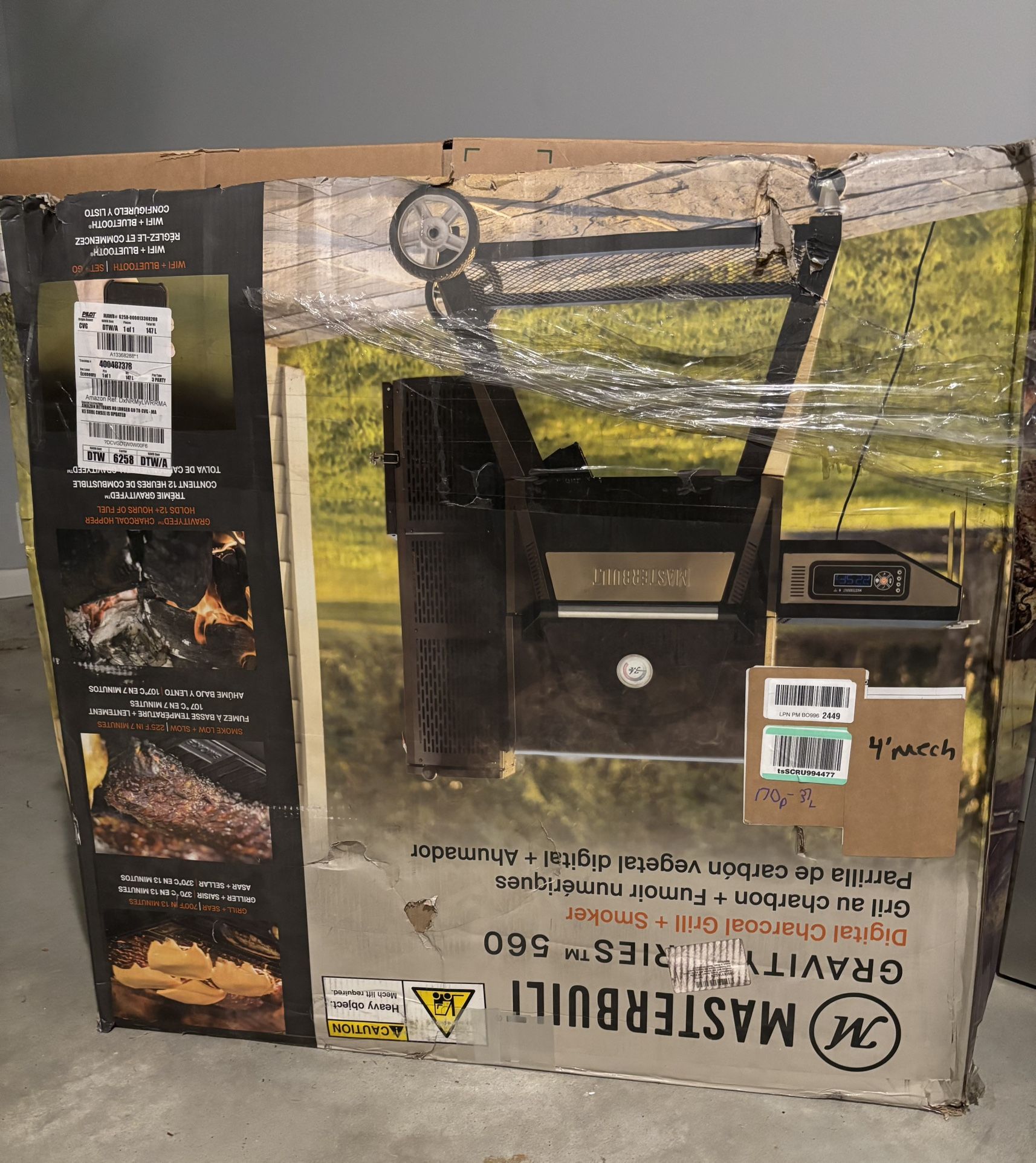 Masterbuilt Gravity Series 560 Digital Charcoal Grill And Smoker