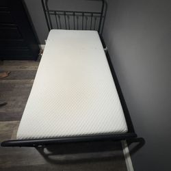 Twin Bed With Mattress 