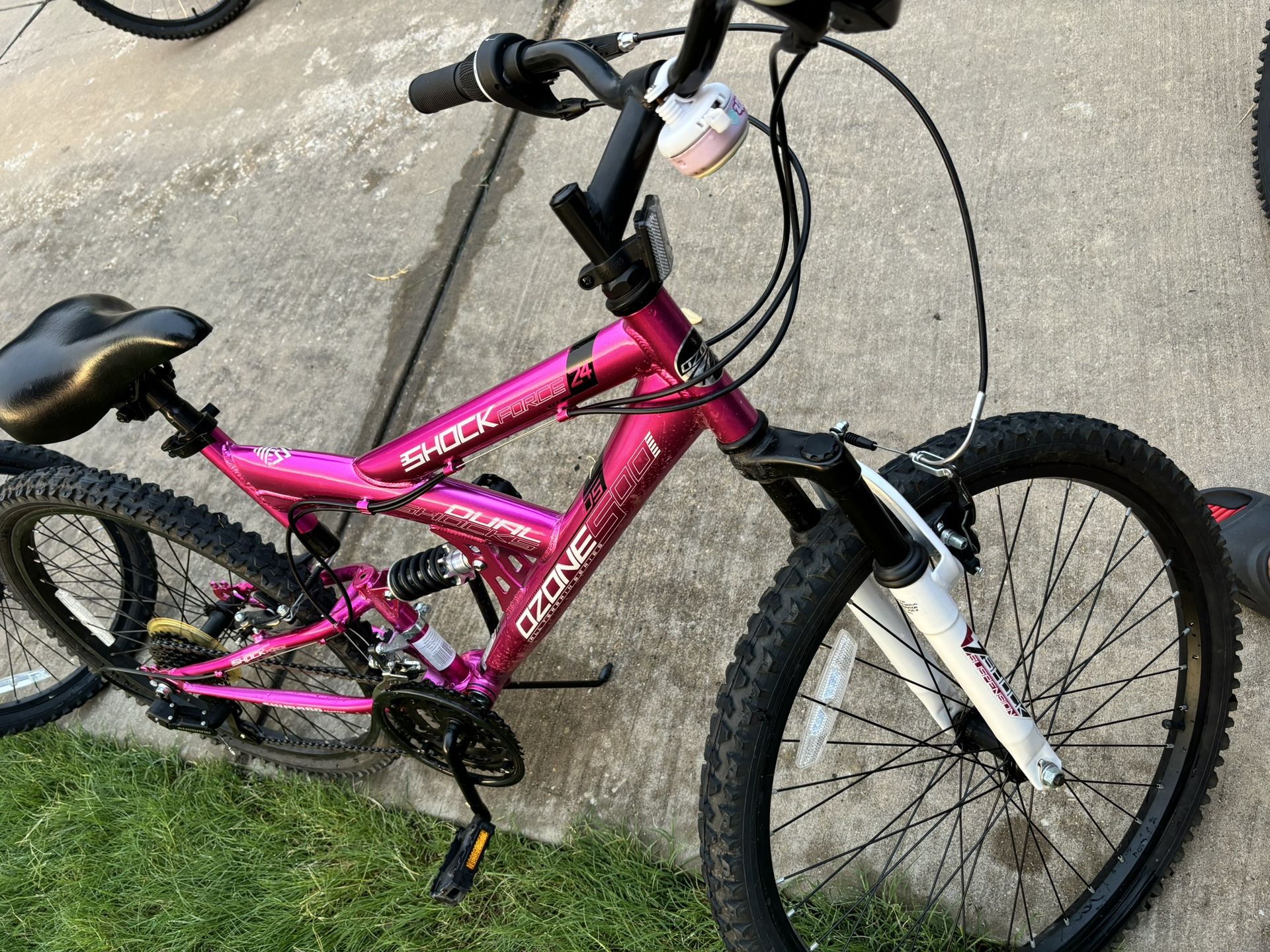 Ozone 500 Girls Shock Force 24 In 21-speed Full Suspension Mountain Bike