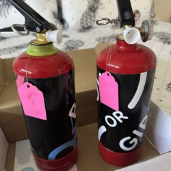 Pink Gender Reveal Powder Spray New 