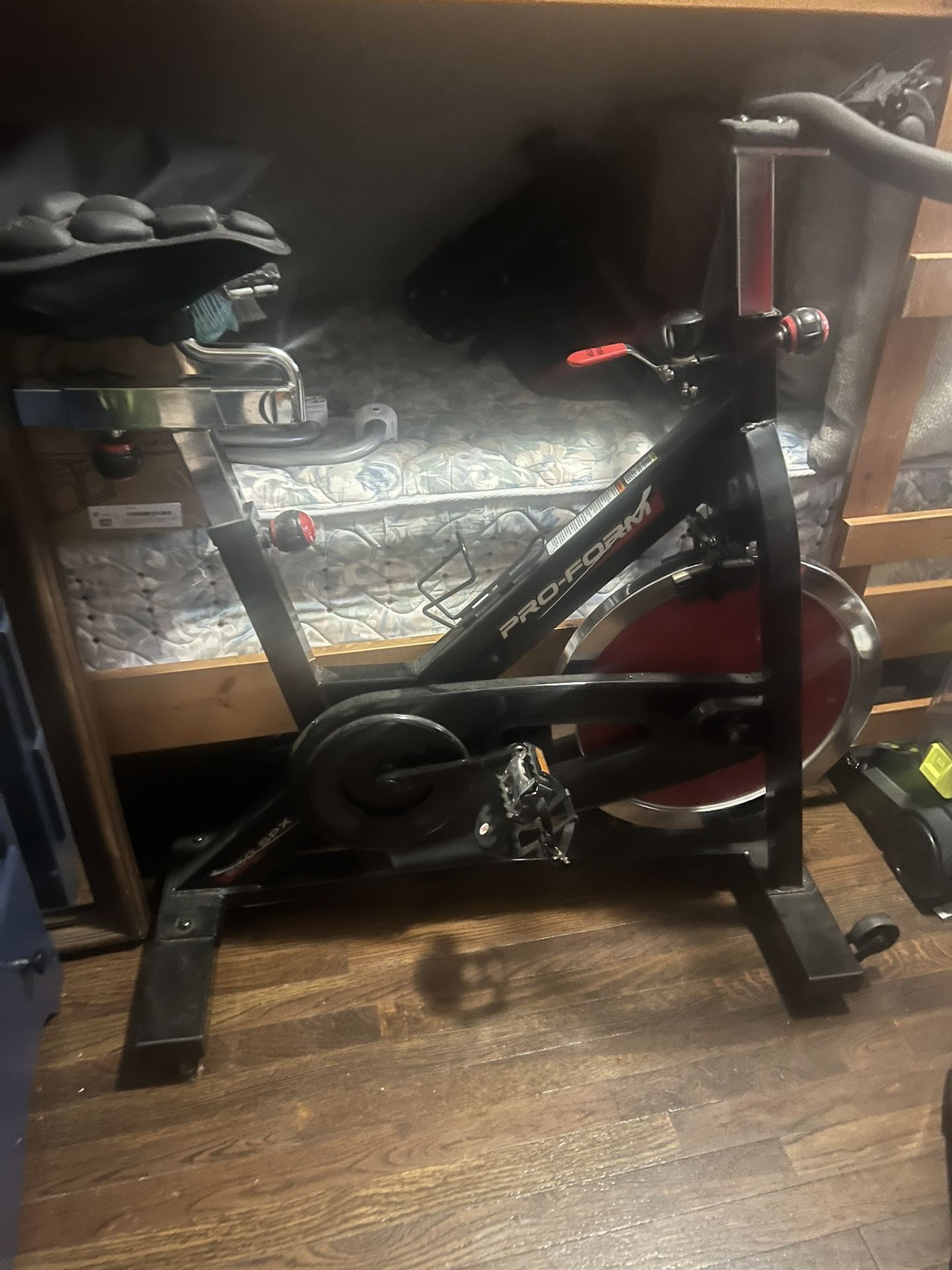 pro form spin bike 