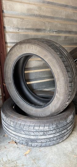 235 55 18 matching pair of Goodyear