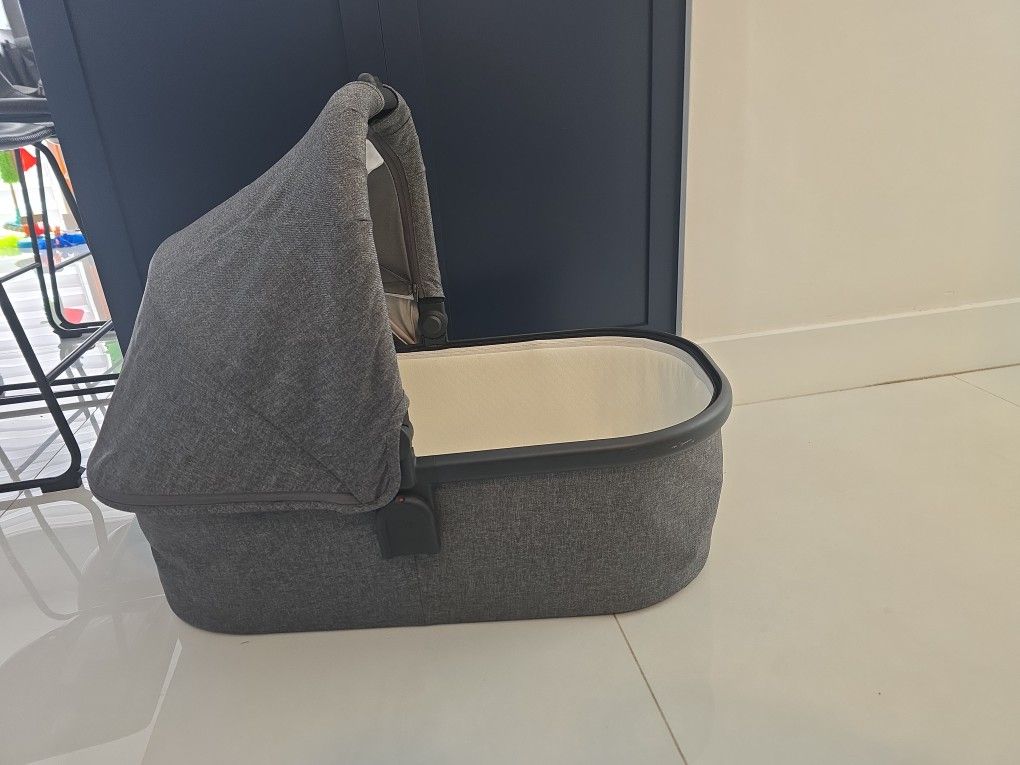 Uppa Baby Stroller Bassinet