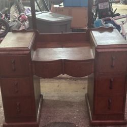 Antique Vanity - Mirror Separate 
