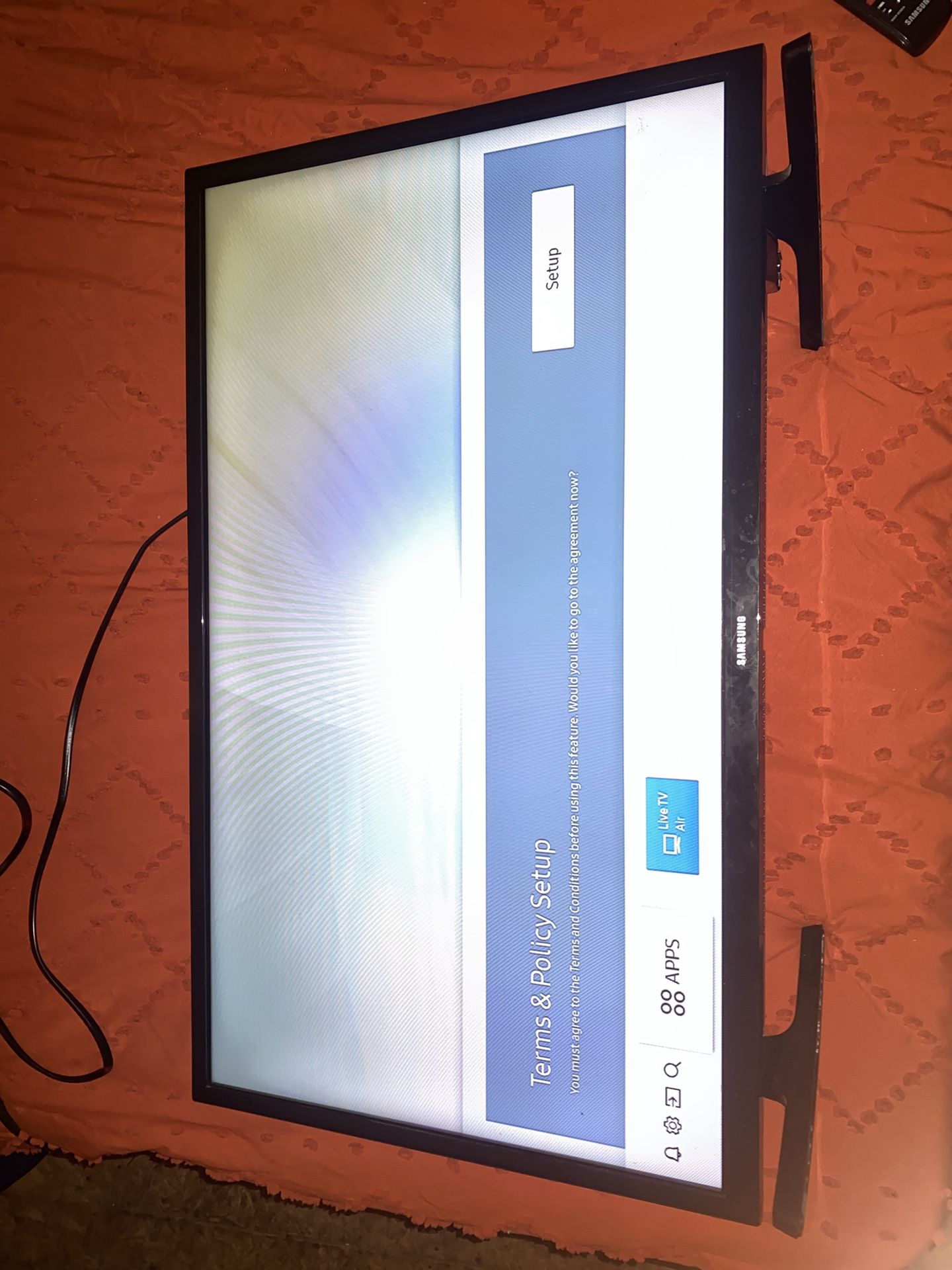 32” Samsung Flat Screen Tv