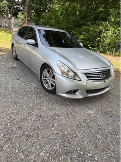 2012 Infiniti G25