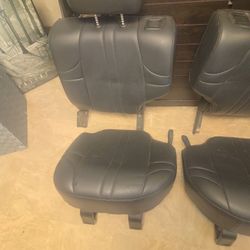JEEP GRAND CHEROKEE LEAHER SEATS