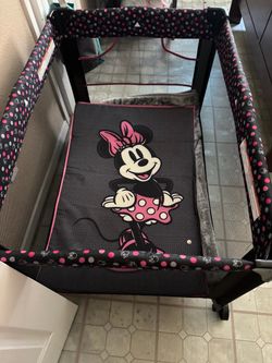 Baby play pen