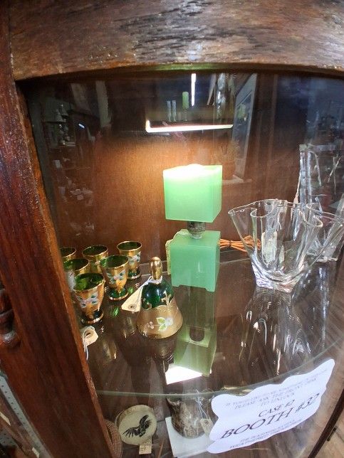 Furniture, Collectibles, Glassware, Antiques, Tables And Chairs,