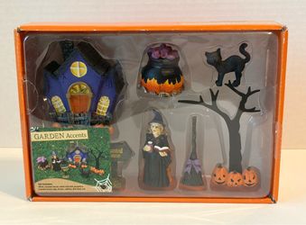 Miniature Halloween Set