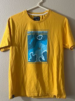 kids Tshirt in excellent condition m. Age 15 -16 yrs old