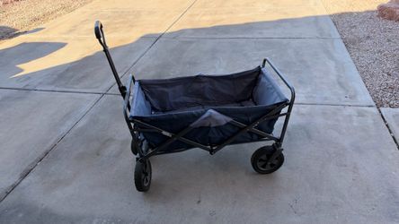 35”W x 17”D Wagon For Sale - Pick Up Only