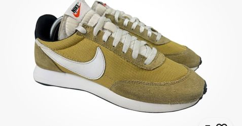 Nike Air Tailwind 79 Mens 9 Suede Parachute Beige Athletic Shoes size 10 Men’s new