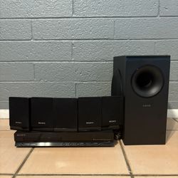 Sony DAV-TZ140 Home Theater System