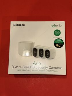 Arlo VMS3330C-100NAS Wireless HD Security Camera System 3-Cam Night Vision READ