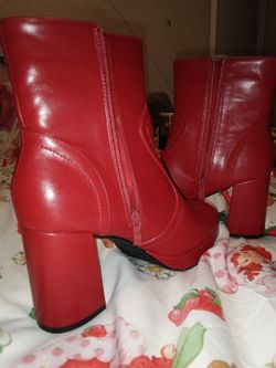 Red Heels NEW
