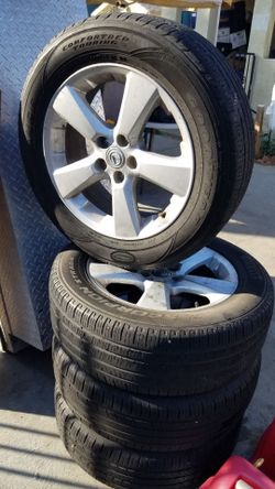 Suv Lexus Tires.  Llantas