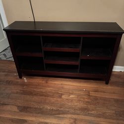 Entertainment center