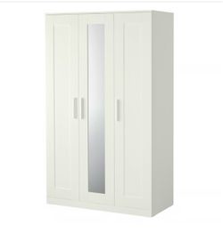 White wardrobe