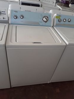 Whirlpool top load washer working perfectly with 4 months warranty