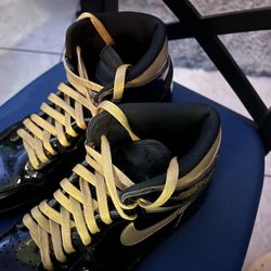 Jordan 1 Retro High Black Metallic Gold (2020) Size 10.5
