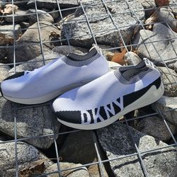 DKNY Sneakers