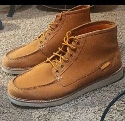 Newmarket Mid Lace-Up Chukka Boot  Size 12 USA no box, like new.