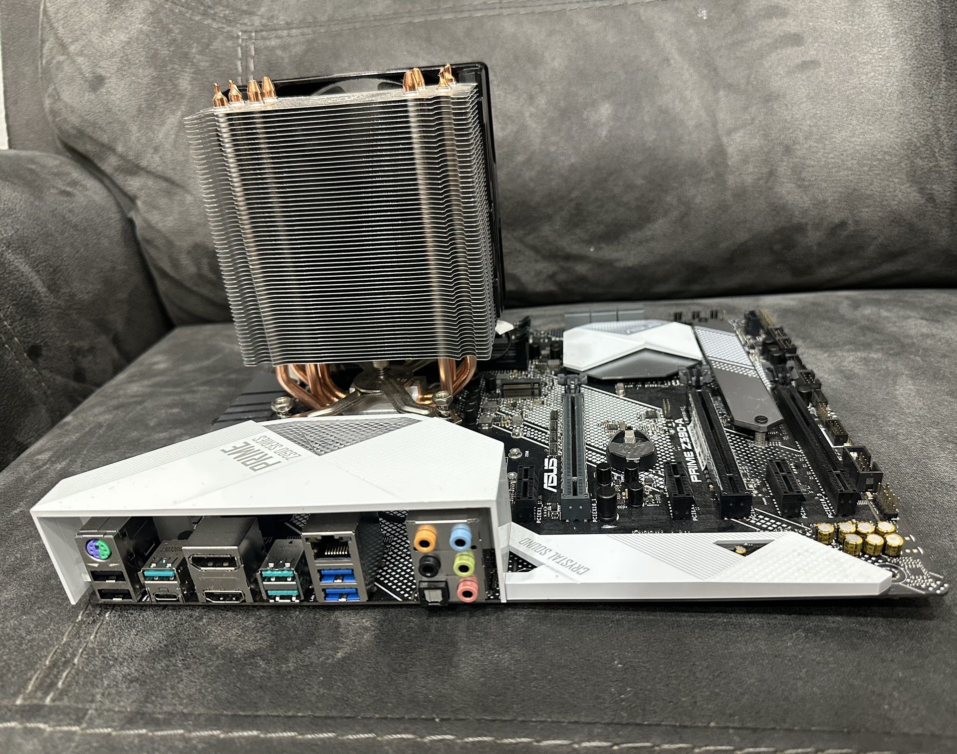 ASUS Prime Z390-A, LGA 1151, Intel Motherboard, Intel core i7 9700k and fan